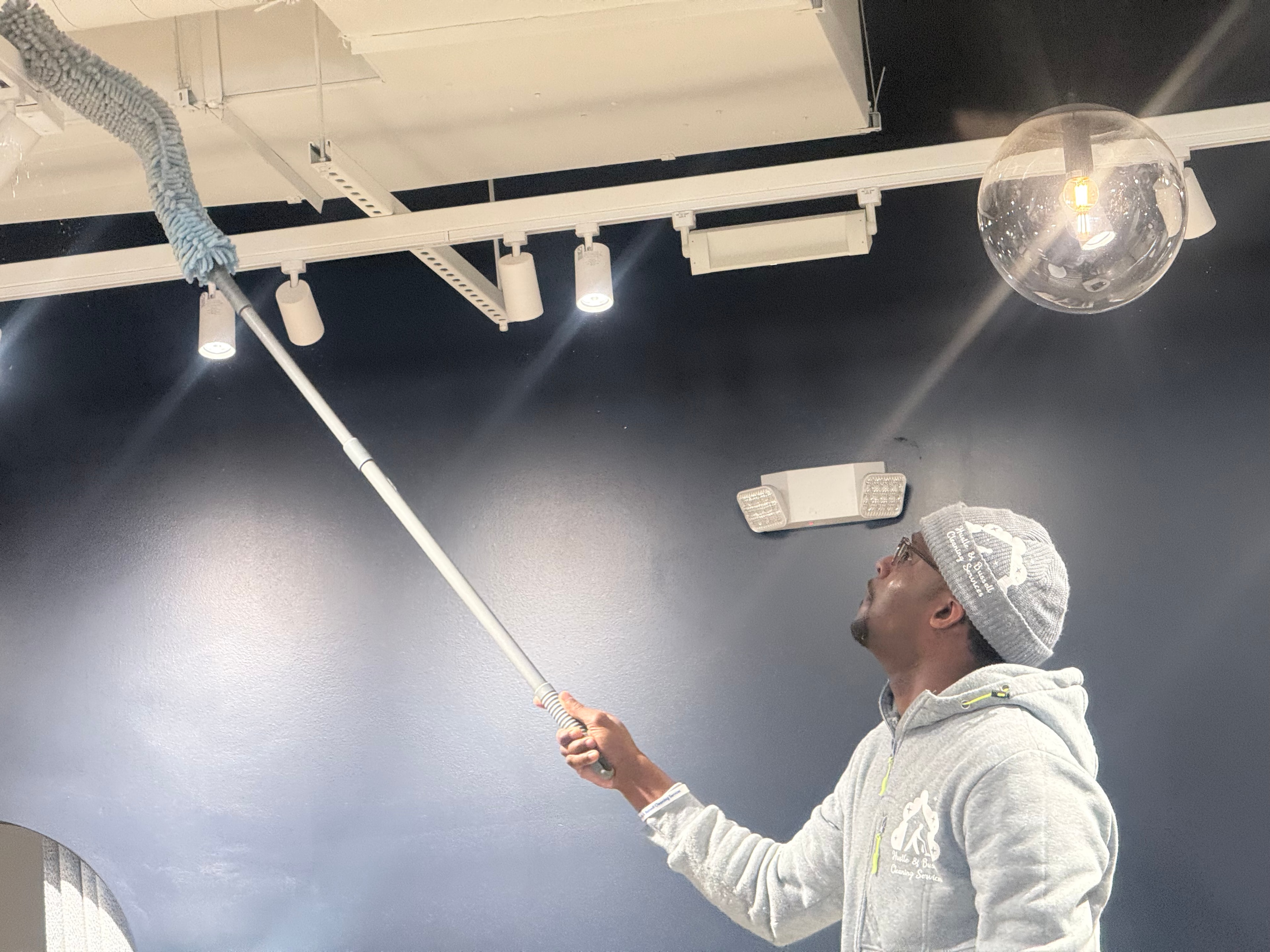 Hustle & Bussell cleaning team
